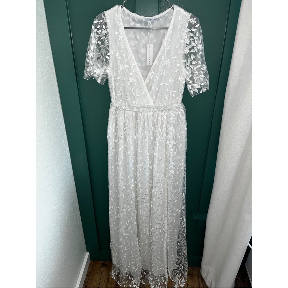 NWT Marseille Embossed Maxi Dress Large